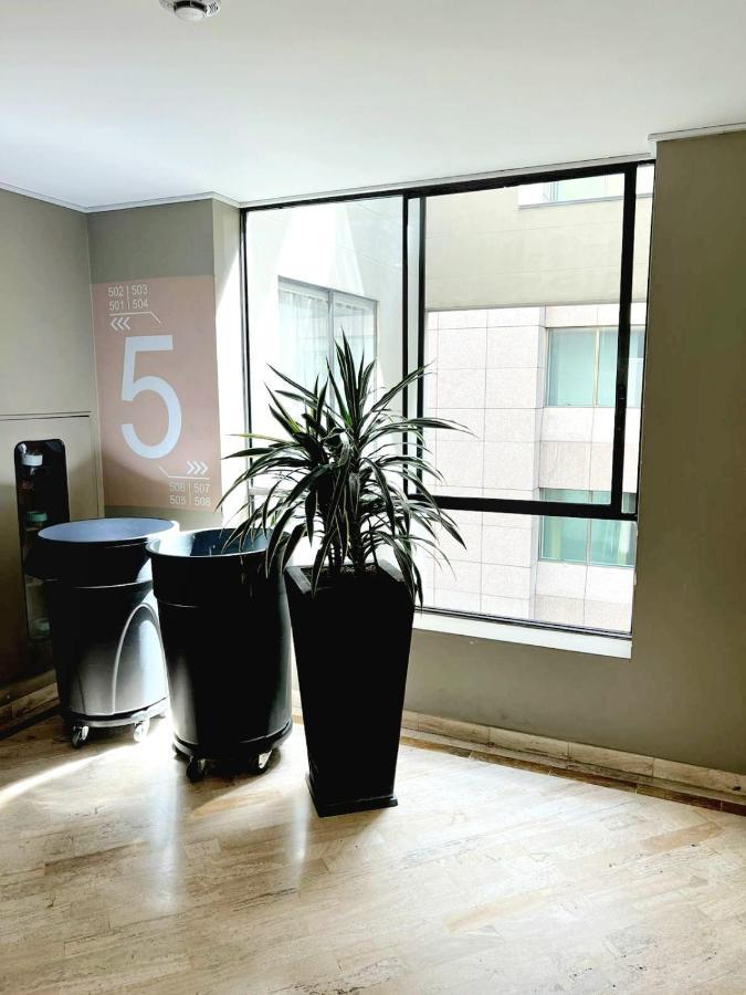 Acogedor Apartasuite Cerca Al Parque De La 93 Bogotá Eksteriør bilde